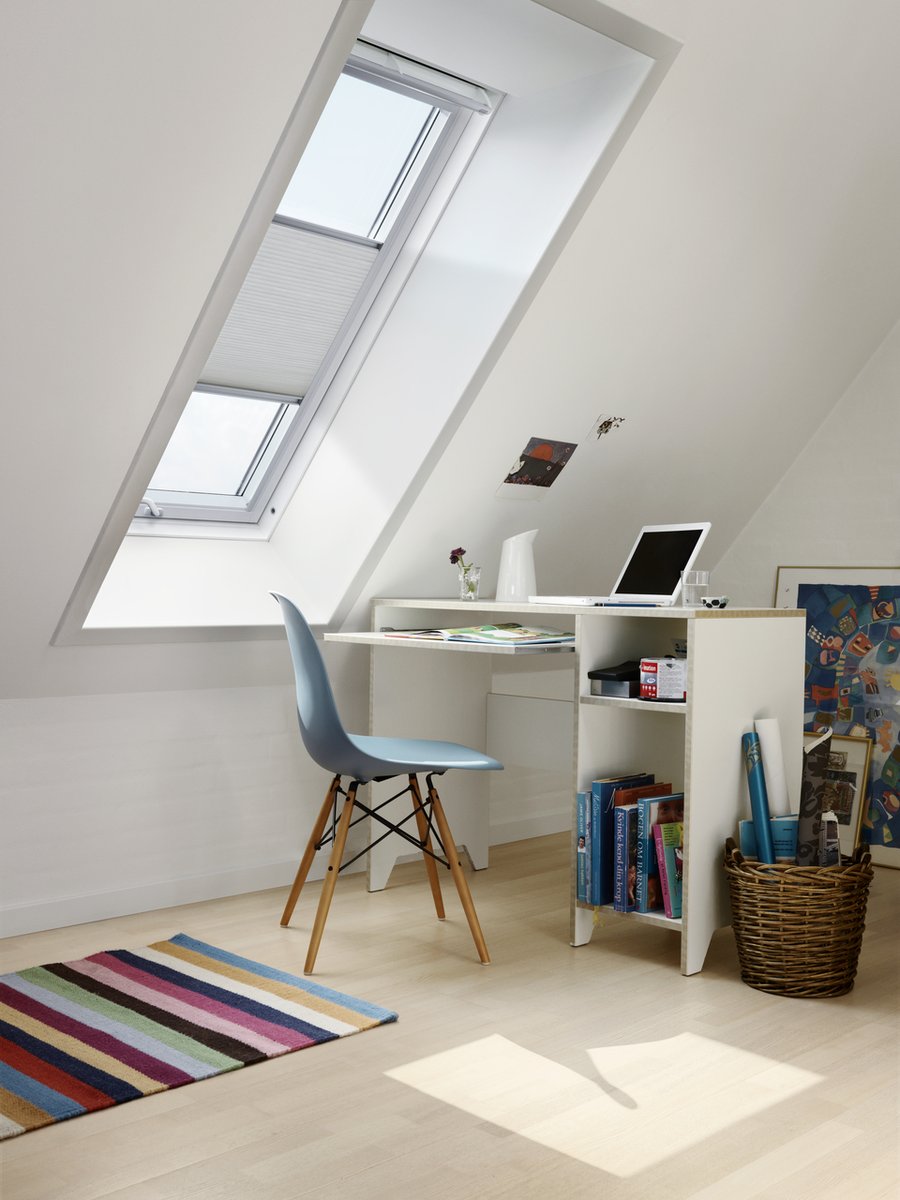 An image of velux roof window blinds 001  goes here.