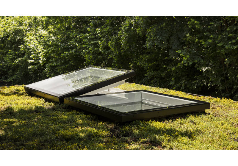 Image of velux edge to edge glass rooflight 007 <h2>2021-10-07 - VELUX® Rooflights: Less Frame, More Light</h2>